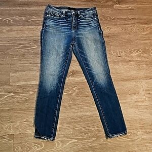 Womens sz 28×30 Buckle Black #75 skinny jeans. High Rise